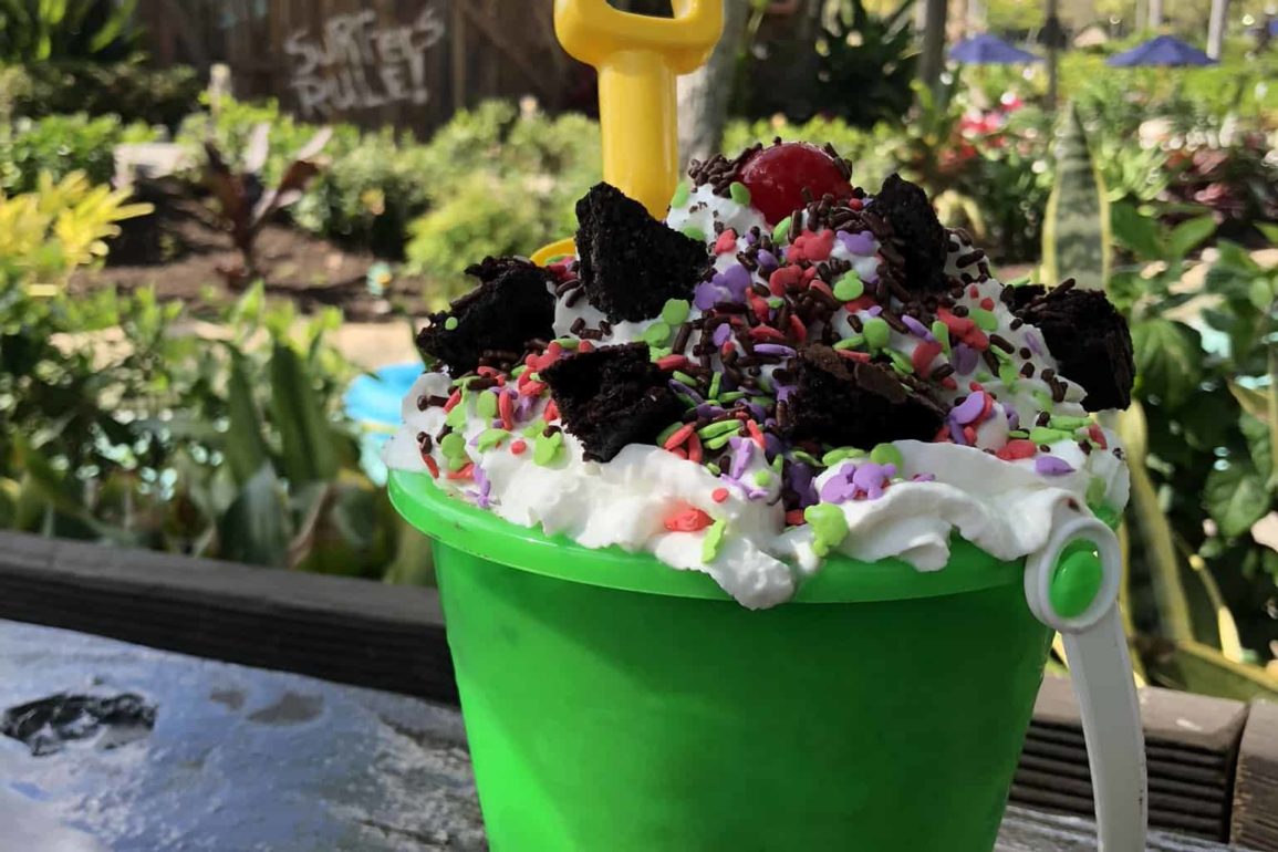 REVIEW Sand Pail Ice Cream Sundae at Typhoon Lagoon WDW News Today
