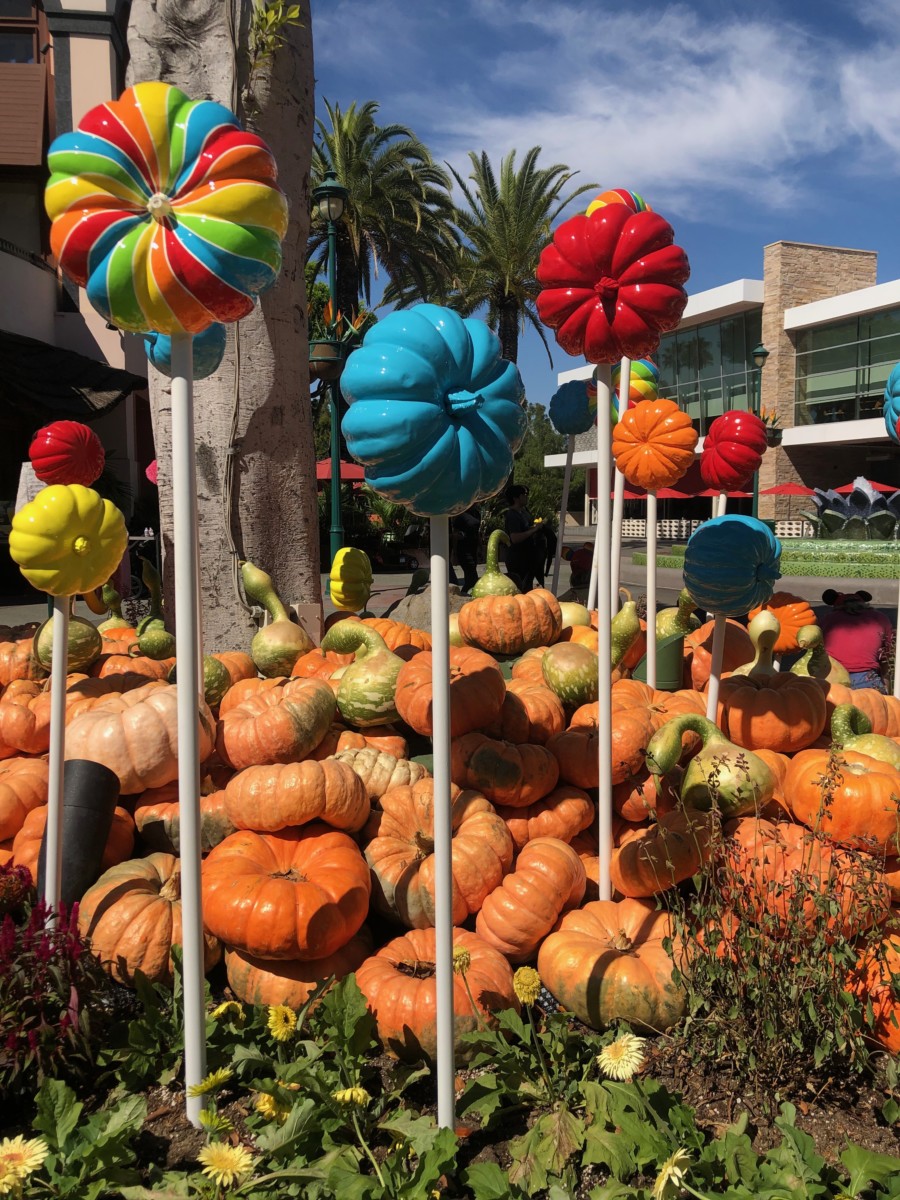 Downtown Disney Halloween Decor 12