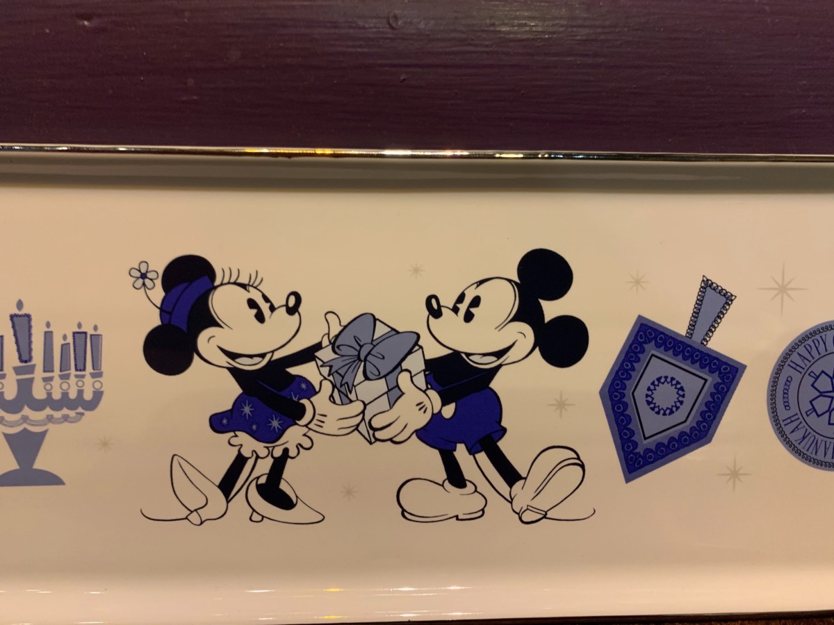 hanukkah serving plate disneys days of christmas disney springs 3