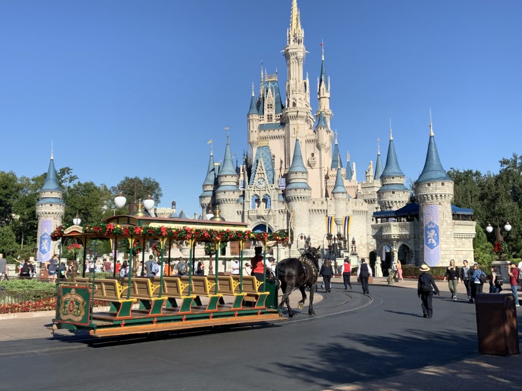 Christmas trolley and castle 2