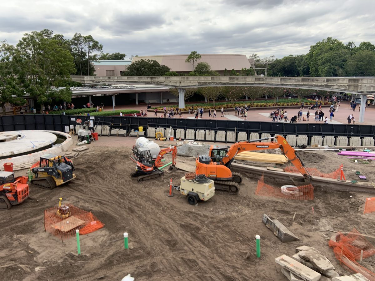 EPCOT new entrance fountain 11/3/19 (2)