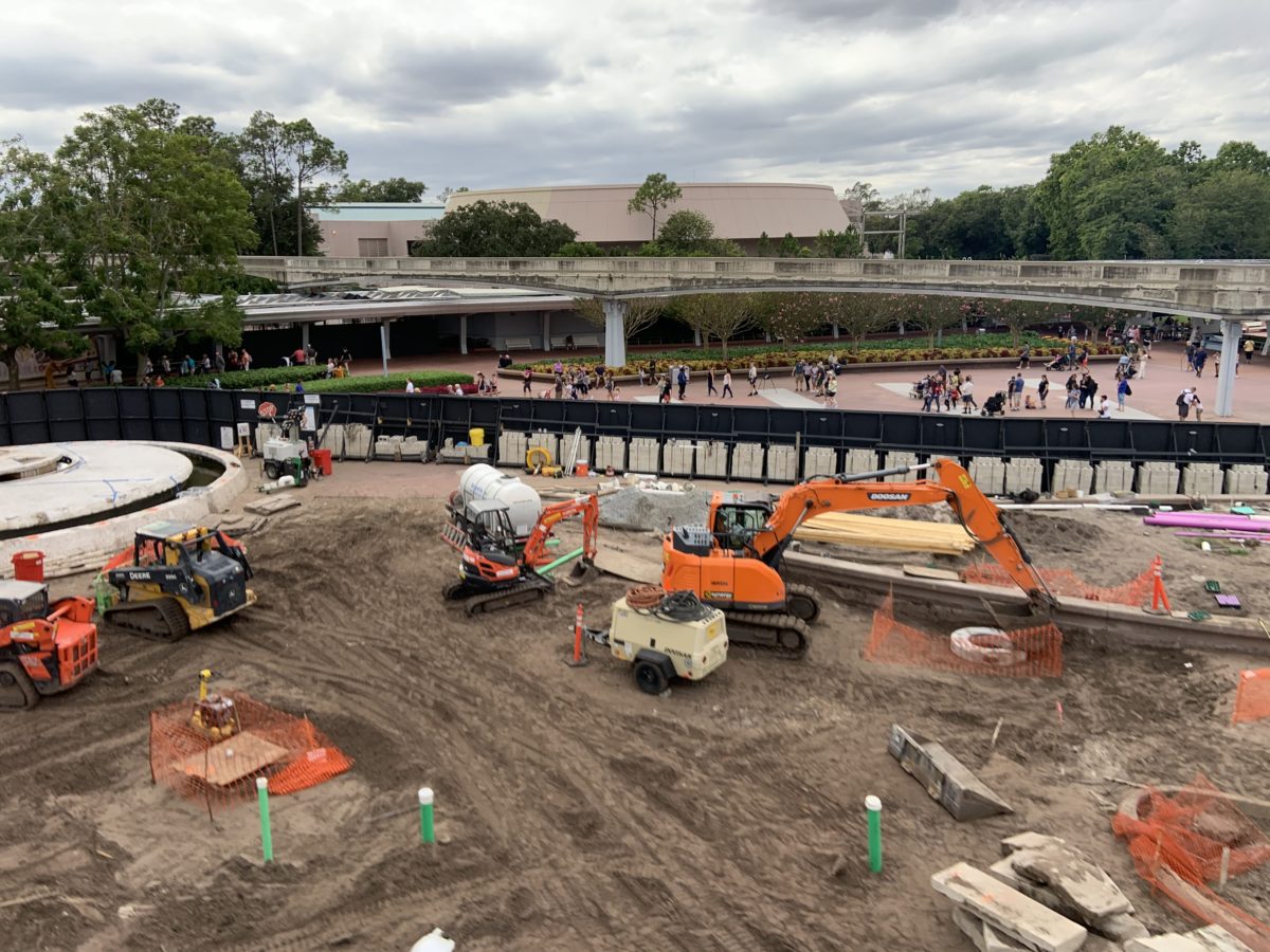 EPCOT new entrance fountain 11/3/19 (2)