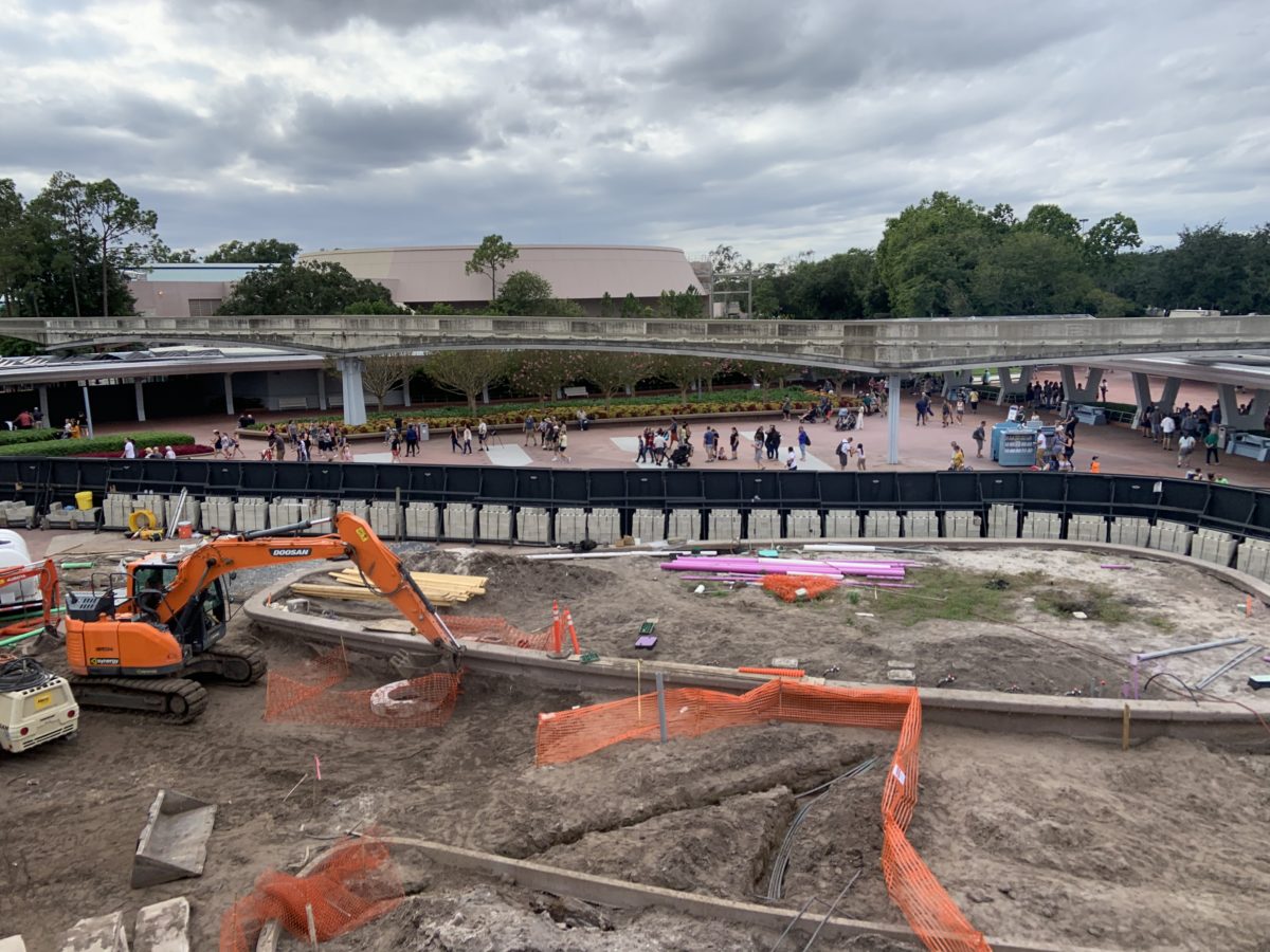 EPCOT new entrance fountain 11/3/19 (1)