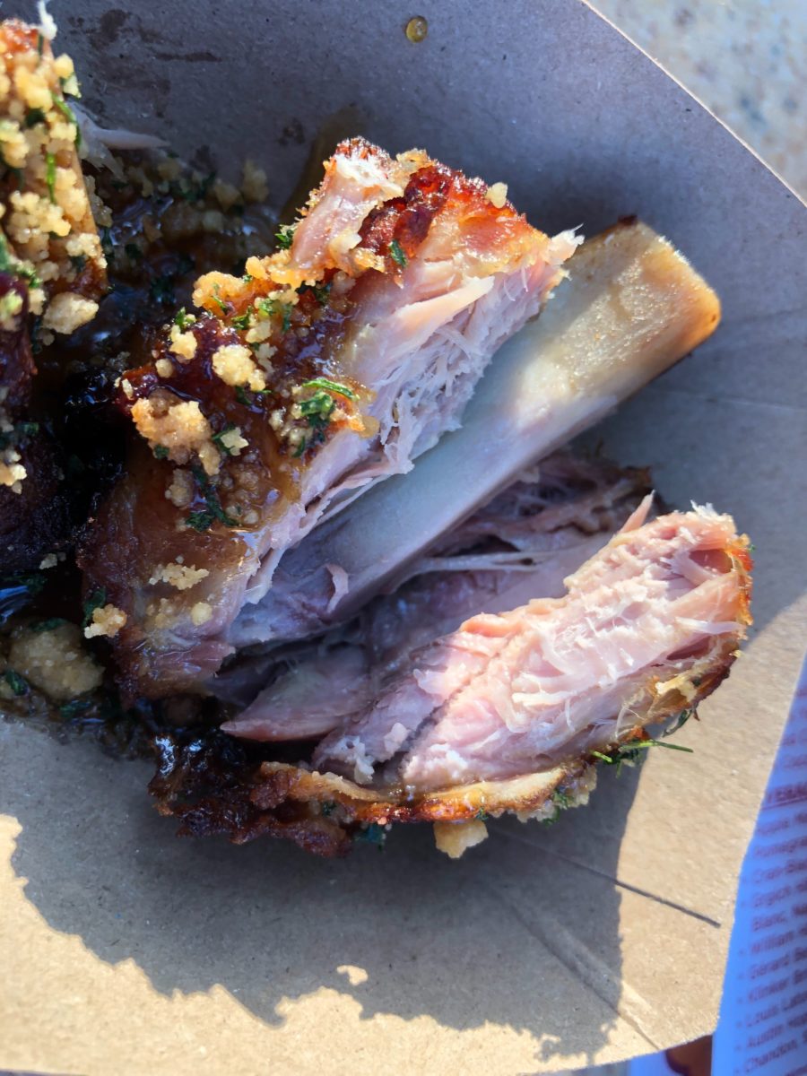 REVIEW: Glazed Ham Shanks at Favorite Things Marketplace for Disney California Adventure Festival of Holidays 2019 10 FavoriteThingsFood2019 4