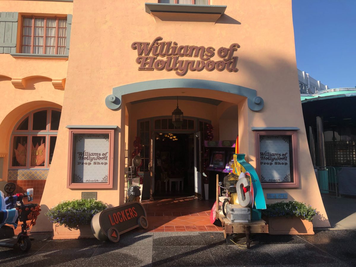 Williams of Hollywood Prop Shop magically appears at Universal