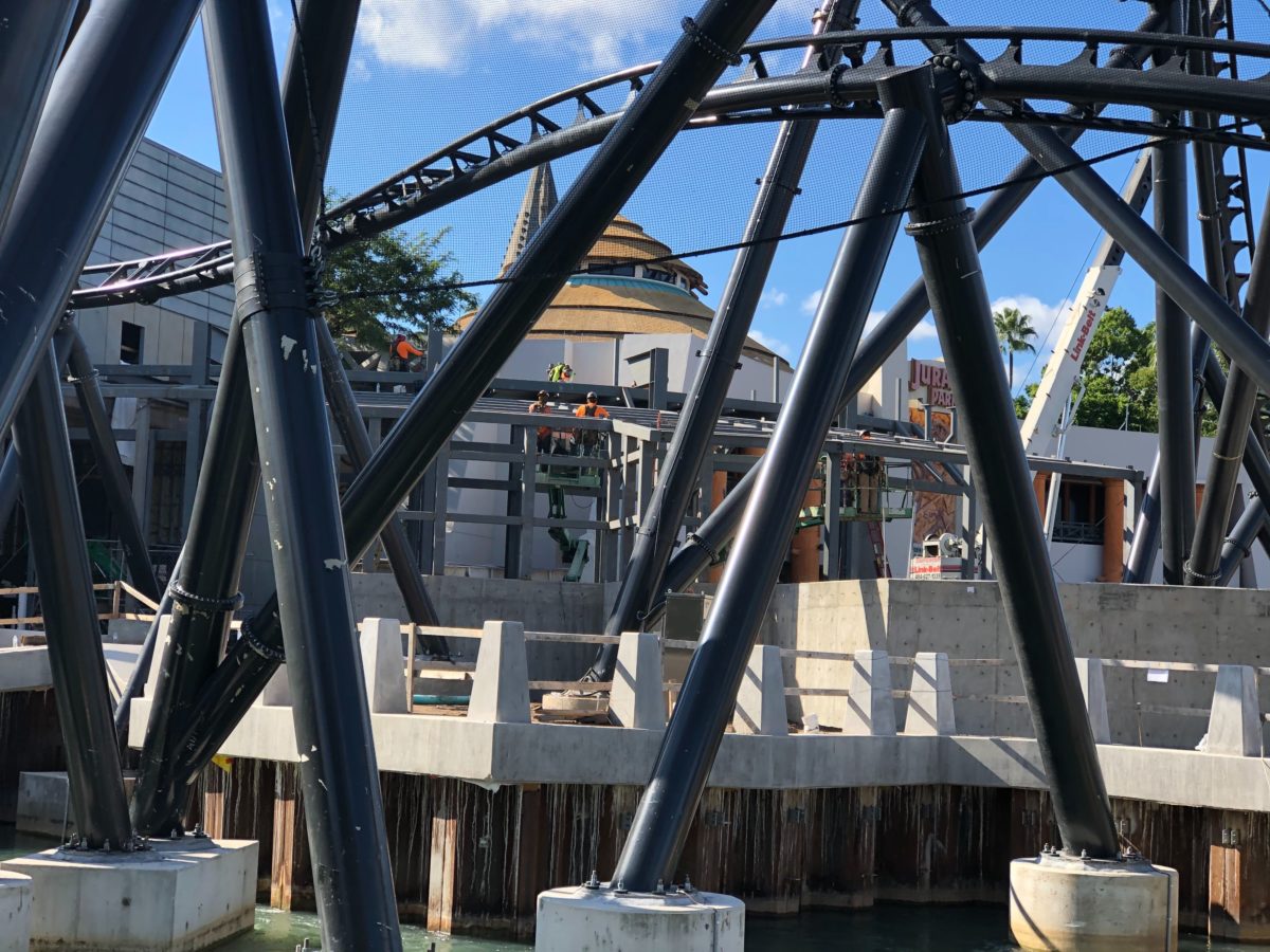 PHOTOS, VIDEO: Waterfall Flowing Through Rocks, Additional Electric Fencing, and More Details Around Jurassic World VelociCoaster at Universal's Islands of Adventure 13 universal-islands-of-adventure-jurassic-world-velocicoaster-update-10-12-waterfall-7-2554115