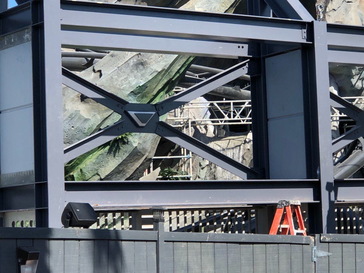 PHOTOS, VIDEO: Waterfall Flowing Through Rocks, Additional Electric Fencing, and More Details Around Jurassic World VelociCoaster at Universal's Islands of Adventure 3 universal-islands-of-adventure-jurassic-world-velocicoaster-update-10-12-waterfall-8-5446823