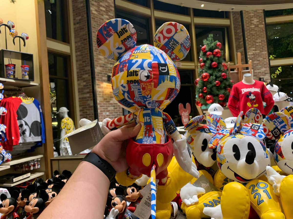 PHOTOS: New Ear Headband, Apparel, and More 2021 Merchandise Arrive at Disneyland Resort 95 2021-merchandise-disneyland-resort-2020-12-11t141446-182