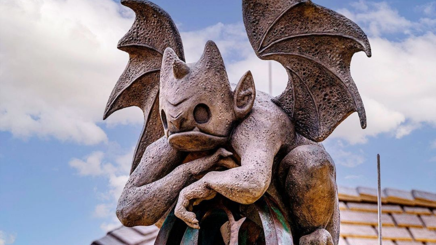 gideons-bakehouse-gargoyle-cropped