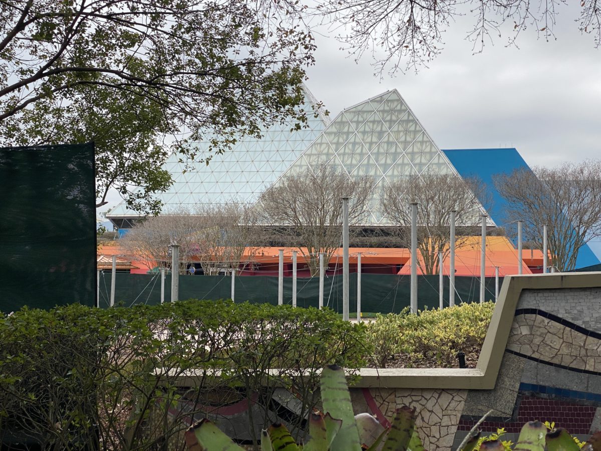 PHOTO REPORT: EPCOT 2/8/21 (Butterfly Garden Supports Up, New Instrument Added To “Soul of Jazz” Exhibit, New Bridal Ear Headband, and More) 6 butterfly-house-canopy-preparations-epcot-02082021-1302595