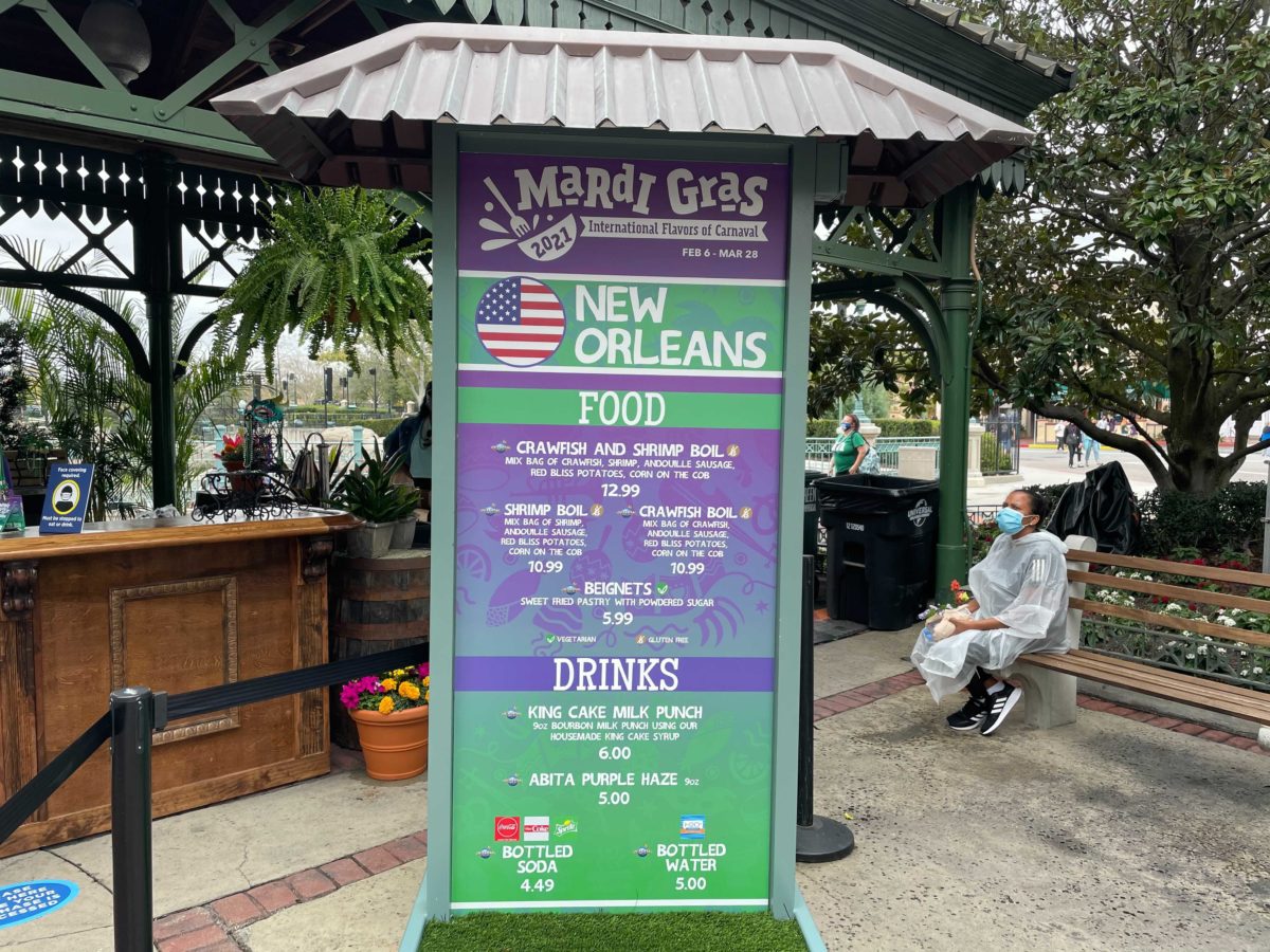 REVIEW: New Orleans Tasting Booth at the Mardi Gras 2021 International Flavors of Carnaval at Universal Studios Florida 4 neworleansmardigras_universalstudios_2021_3