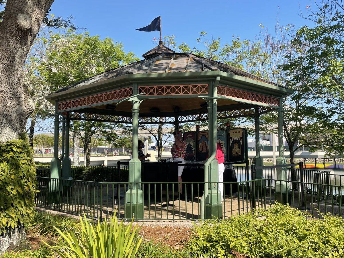 PHOTO REPORT: EPCOT 3/24/21 (S'mores Brownie Returns, Maquettes, Bowmouth Guitarfish Species Survival Plan, Construction Updates, and More) 6 img_5268-2715991