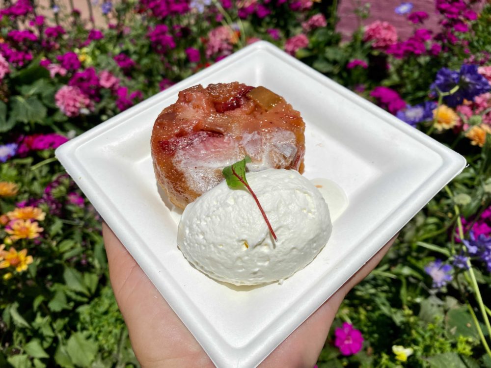 EPCOT Farmers Feast - EPCOT International Flower & Garden Festival 21 farmers-feast-upside-down-cake-1