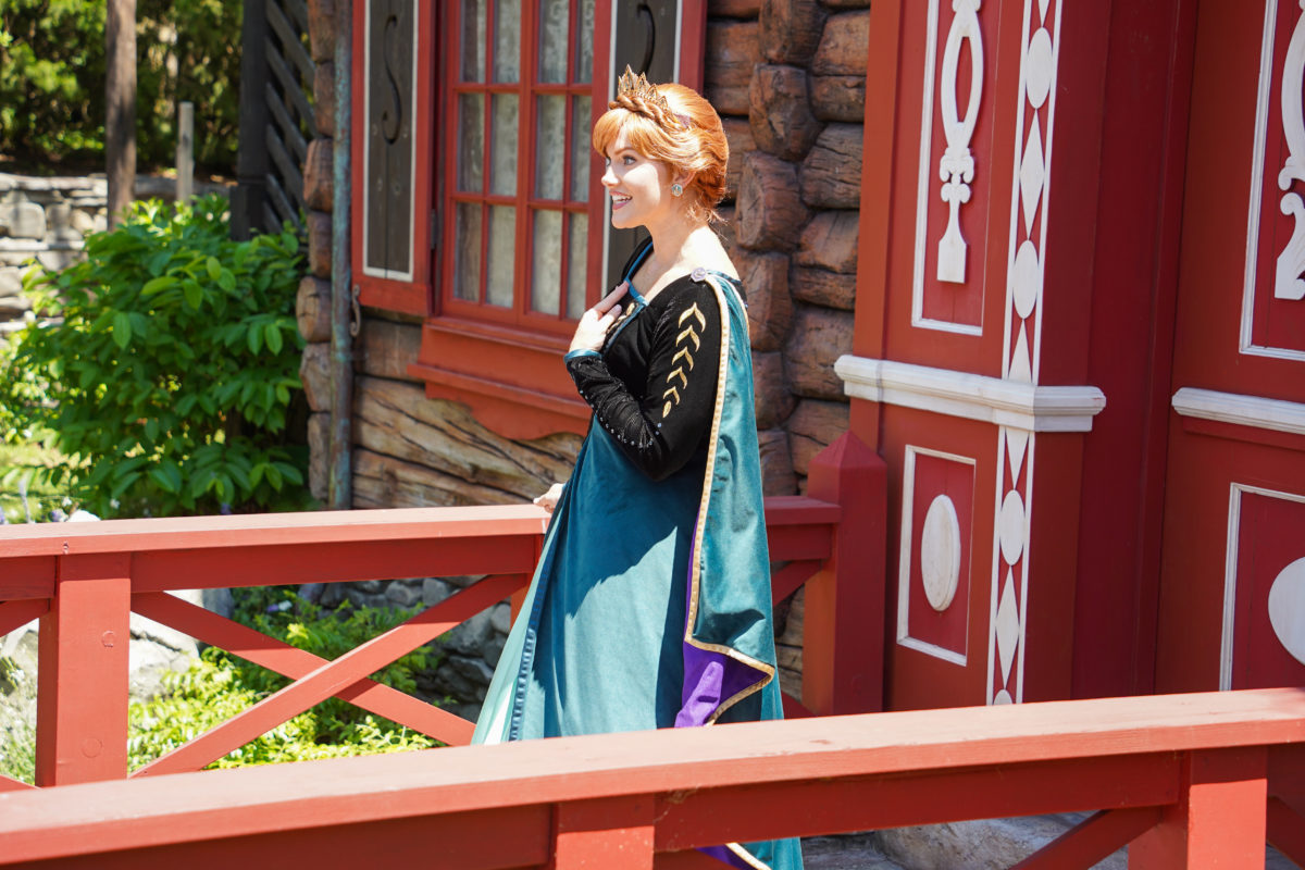 PHOTO REPORT: EPCOT 5/9/21 (More "Points of Light", Construction of "Creations Shop" Progresses, Distanced Character Meets, and More) 24 anna-in-norway-pavilion-5-9-21-1-7803040