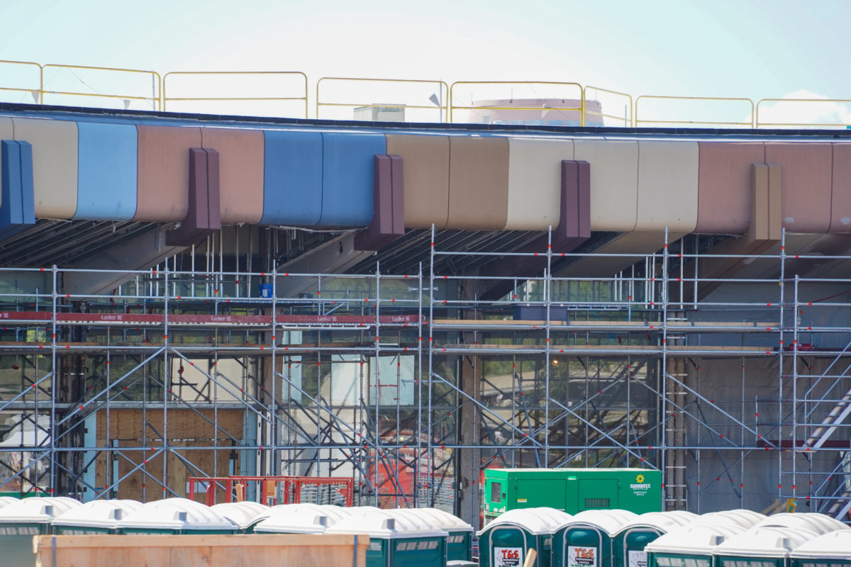 PHOTO REPORT: EPCOT 5/9/21 (More "Points of Light", Construction of "Creations Shop" Progresses, Distanced Character Meets, and More) 12 innoventions-east-construction-5-9-21-2-6418374