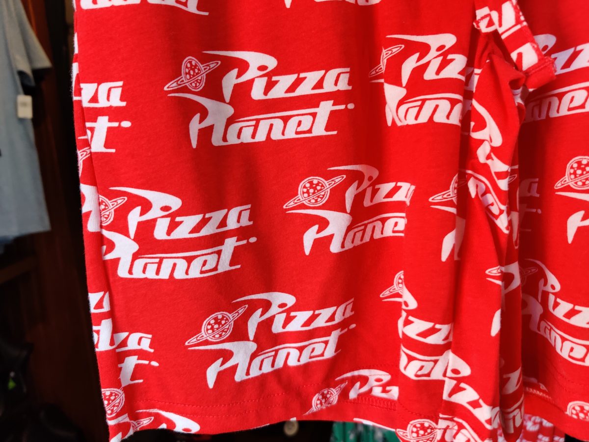 PHOTO REPORT: EPCOT 5/9/21 (More "Points of Light", Construction of "Creations Shop" Progresses, Distanced Character Meets, and More) 18 pizza-planet-shorts-5-9-21-2-6064169