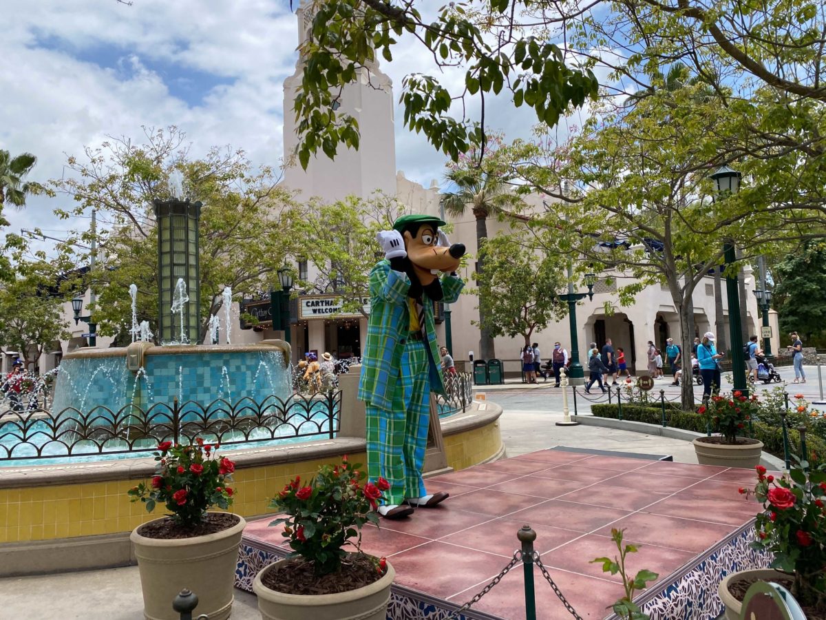 goofy-carthay-circle-meet-and-greet-2