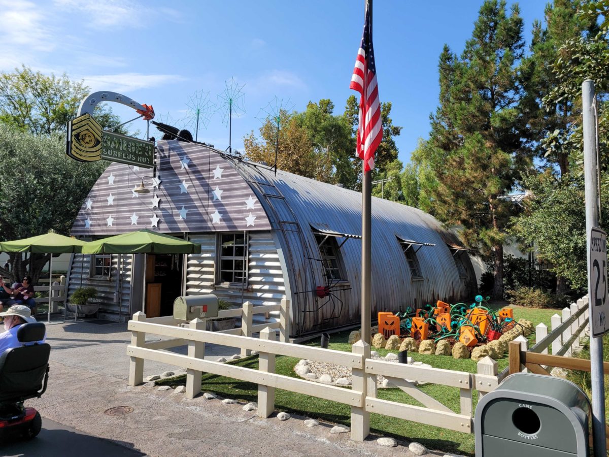 PHOTOS: More Haul-O-Ween Decorations Adorn Cars Land in Disney California Adventure 16 cars-land-halloween-100949