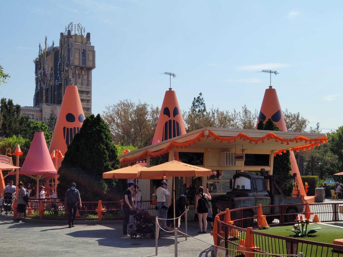PHOTOS: More Haul-O-Ween Decorations Adorn Cars Land in Disney California Adventure 51 cars-land-halloween-102555