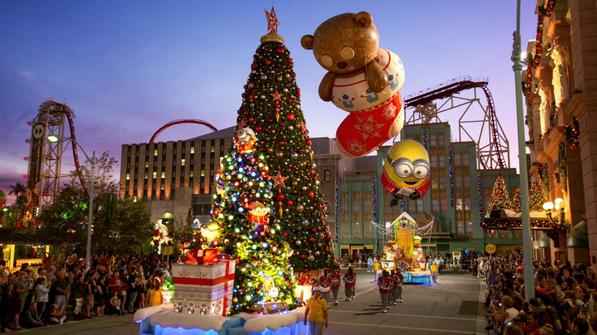 universal-orlando-holiday-parade-7017384