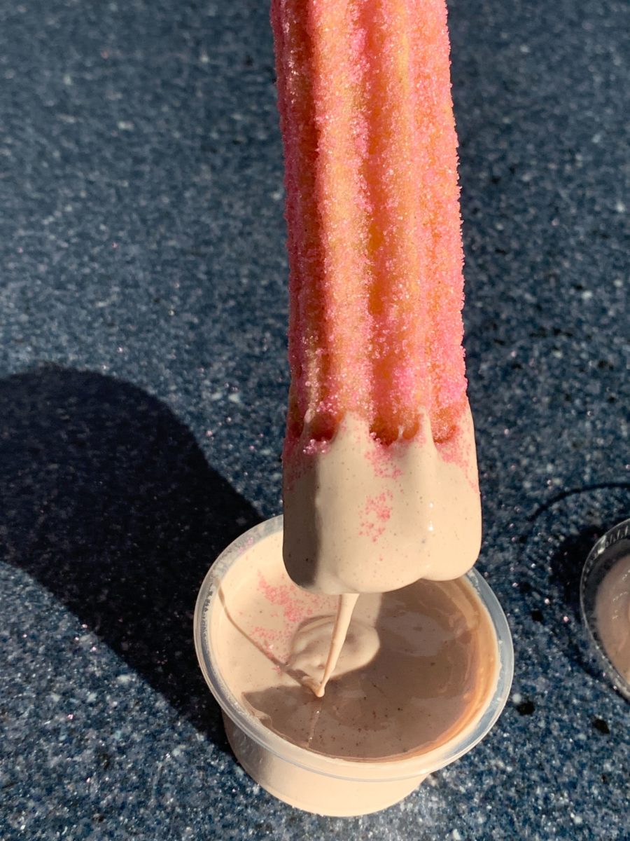 REVIEW: Pink Coconut Churro and Perfectly Sweet Chocolate Marshmallow Crème for the Holidays at Disneyland 15 dl-holiday-pink-coconut-churro-1-5390479