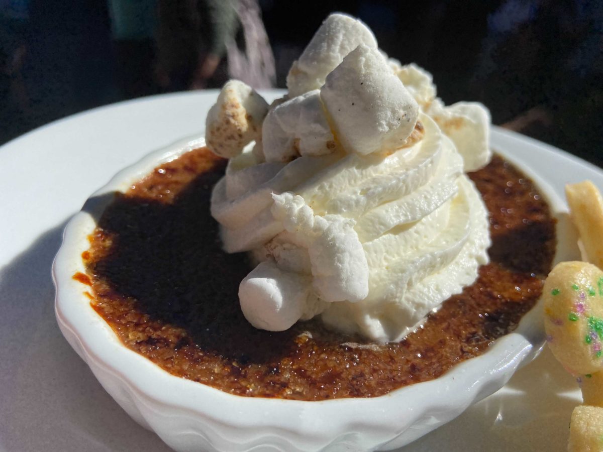 REVIEW: Hot Cocoa Crème Brûlée is an Amazing Dessert at Cafe Orleans in Disneyland 12 hot-cocoa-creme-brulee-14-3786378