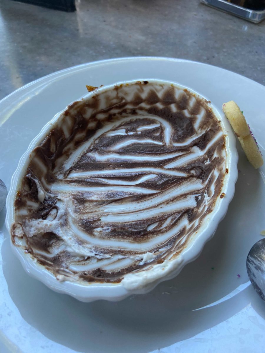 REVIEW: Hot Cocoa Crème Brûlée is an Amazing Dessert at Cafe Orleans in Disneyland 14 hot-cocoa-creme-brulee-9799522