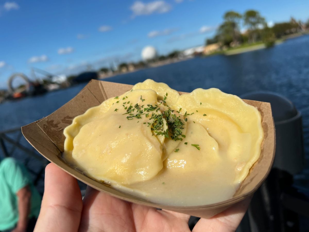 REVIEW: Say 'Ciao' to the Overpriced and Mediocre Tuscany Holiday Kitchen at the 2021 EPCOT International Festival of the Holidays 7 tuscany-holiday-kitchen-2-3196761