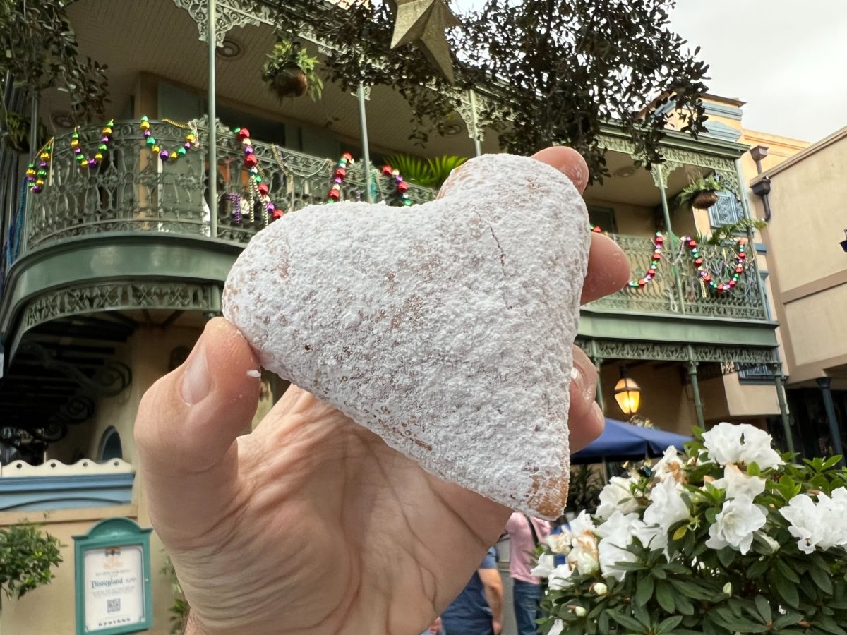 Walt Disney World Railroad Testing, New Star Wars: Galactic Starcruiser Outfits, Mears Connect Express Changes, Walt's Plane Uncovered, and More: Daily Recap (2/1/22) 9 Image from iOS 13 1