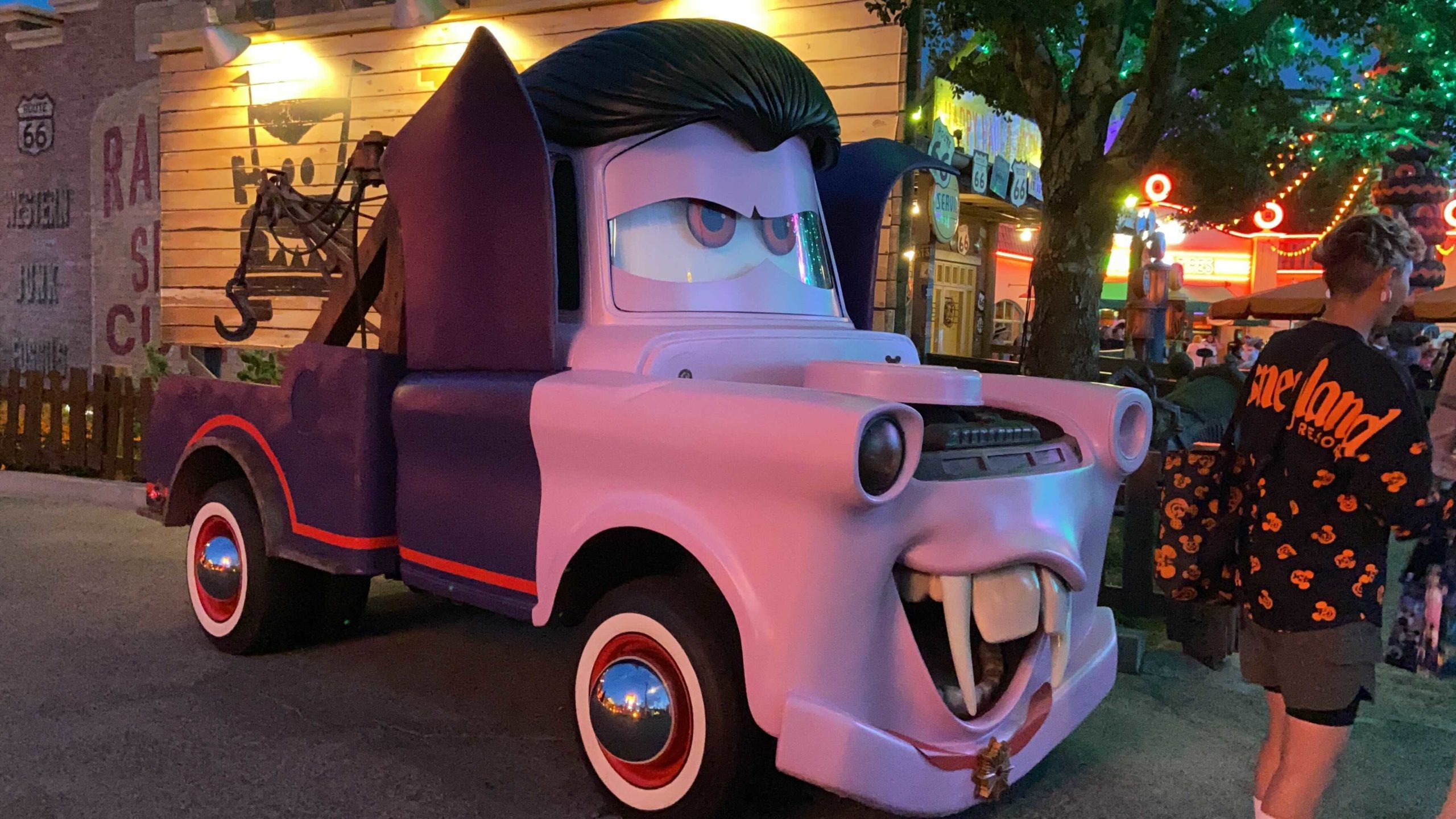 Disney Halloween Cars 2022 Breaking Oogie Boogie Bash Will Return To Disney California Adventure For 2022 Disneyland News Today