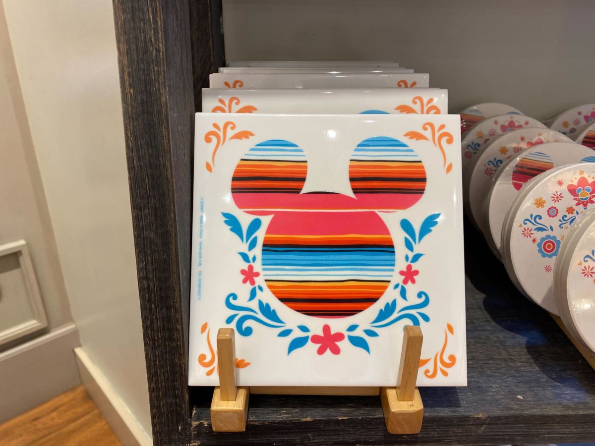 New Disneyland Store - Home Decor, Cookware