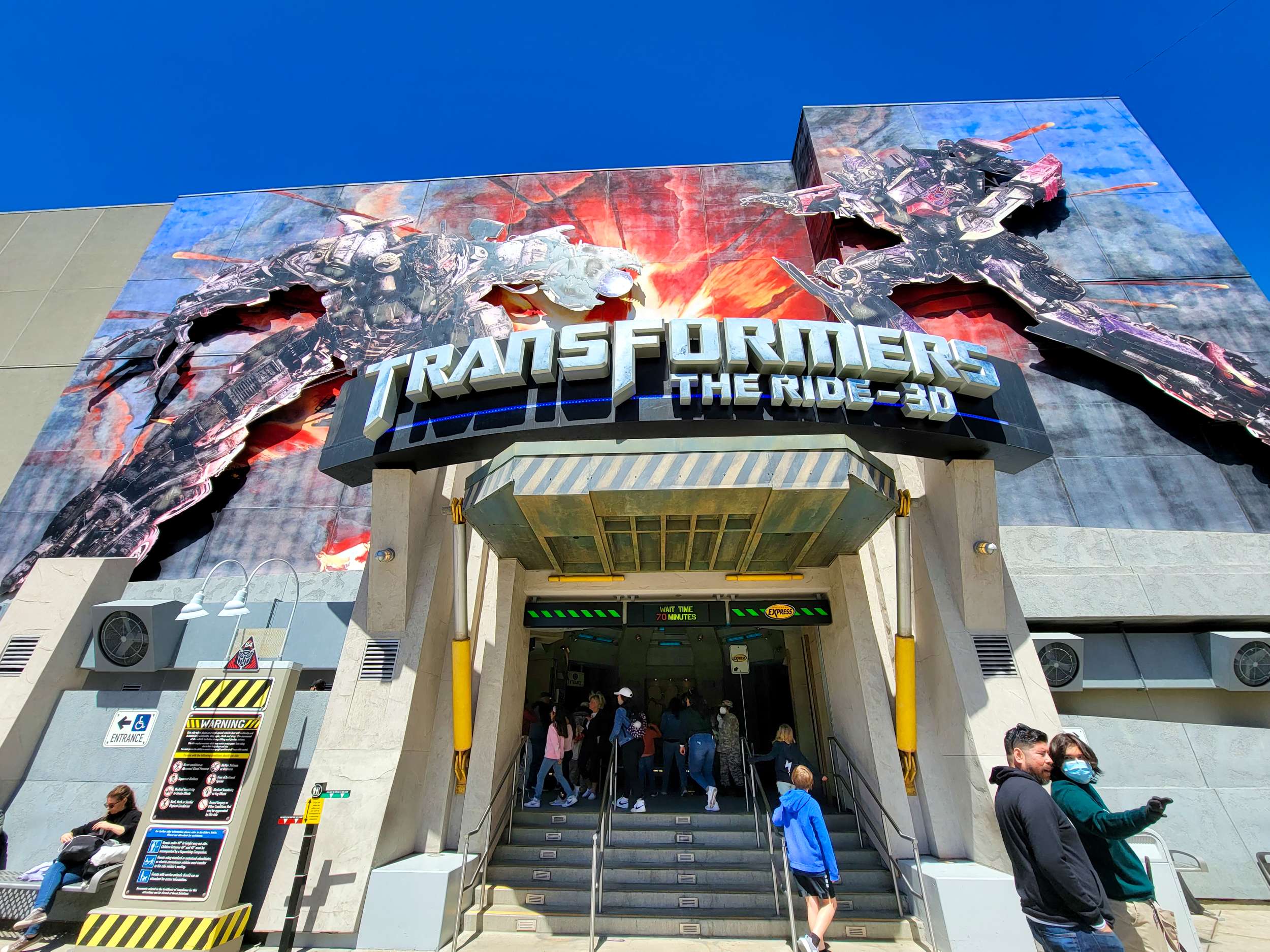Transformers the Ride 3D entrance
