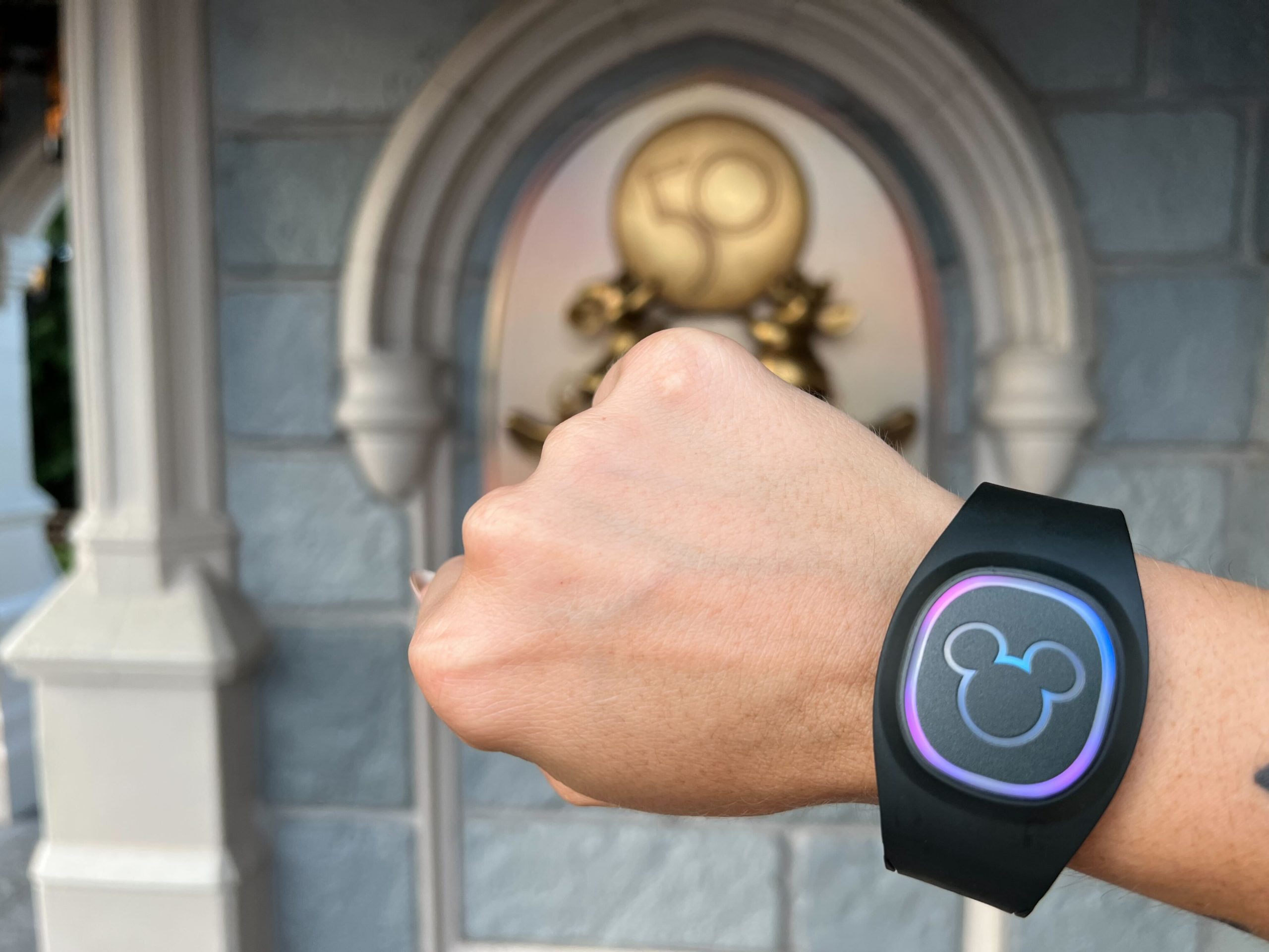 MagicBand Bluetooth Pairing Issues Persist As Launch Day Nears WDW 