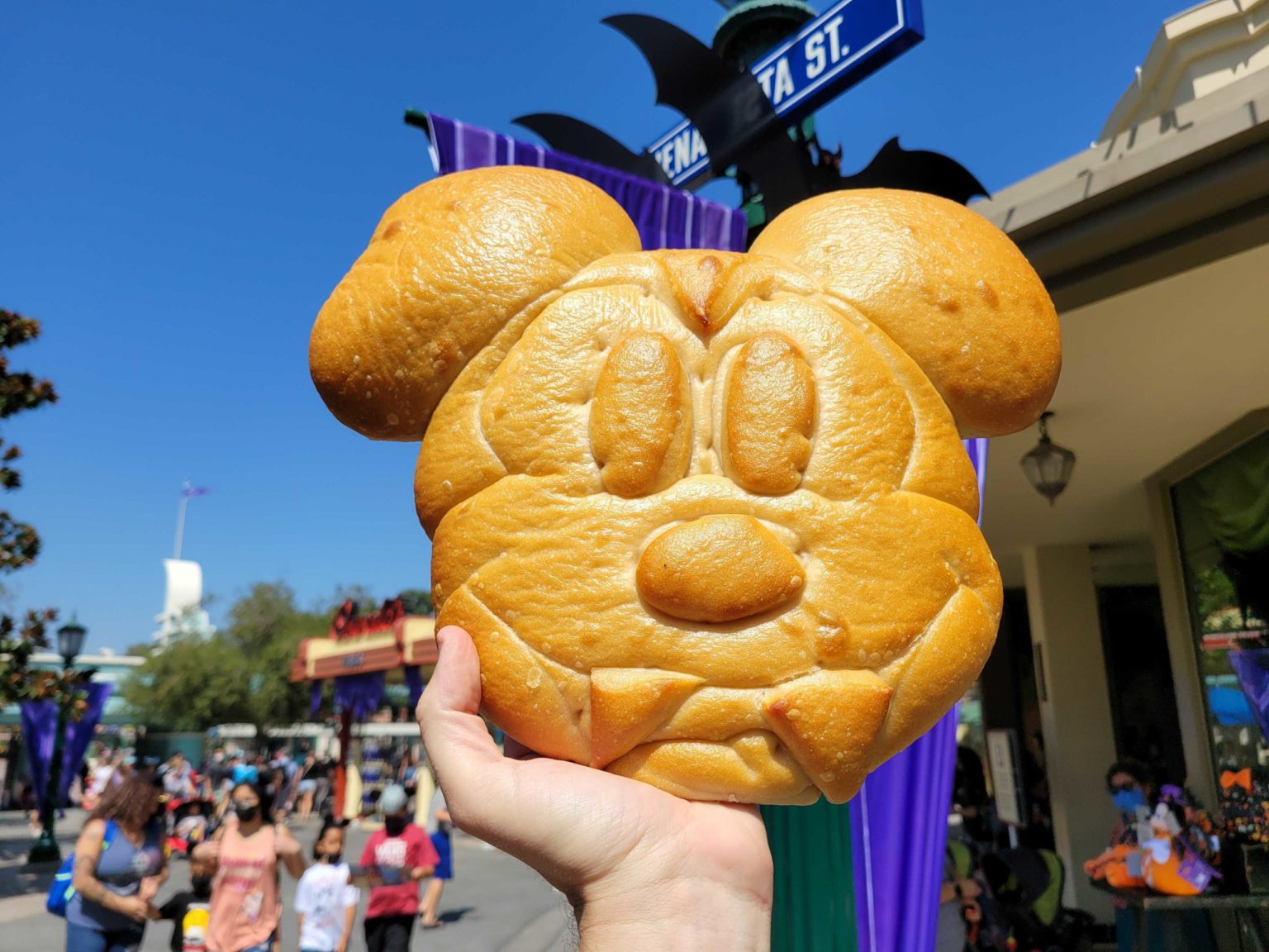 REVIEW Vampire MickeyShaped Sourdough Bread Returns to Disney