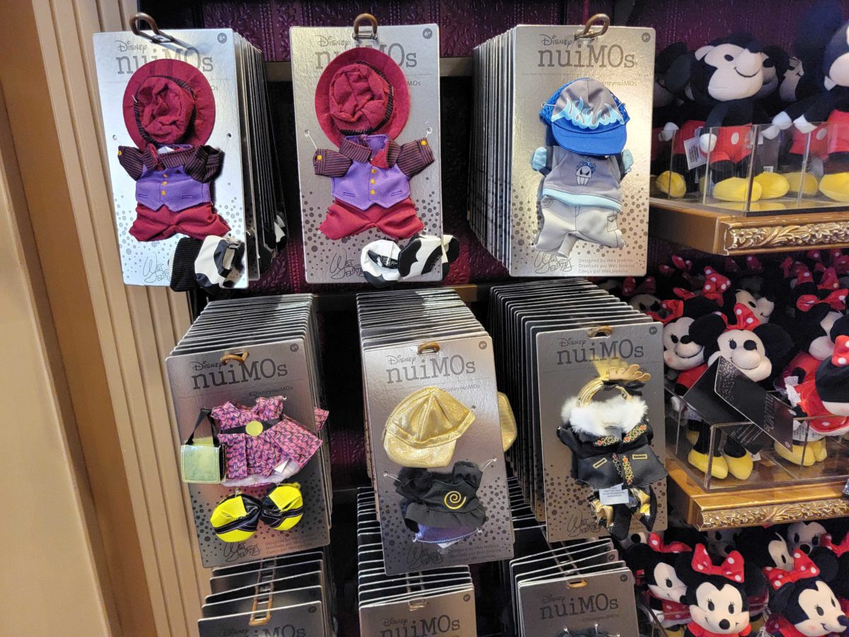 Disney Villains collection - The Outlet Shoppes at Laredo