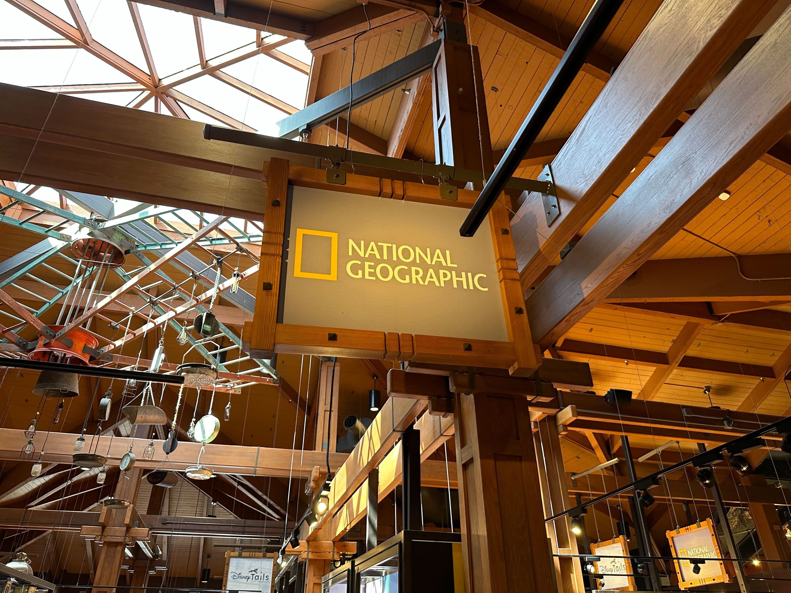 National Geographic store disney springs