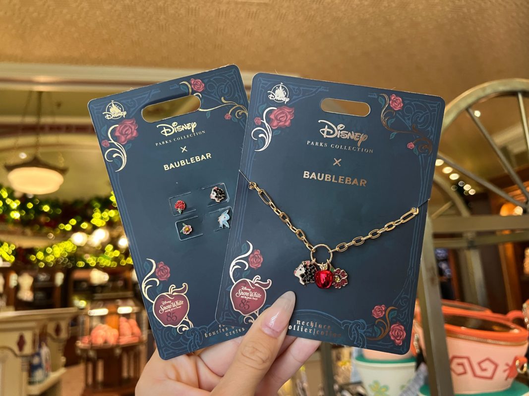 PHOTO REPORT: Magic Kingdom 11/16/22 (Golden Tapstiles, POP! Century Holiday Decor, Space Mountain, & More) 8 Magic Kingdom Photo Report 111622 5
