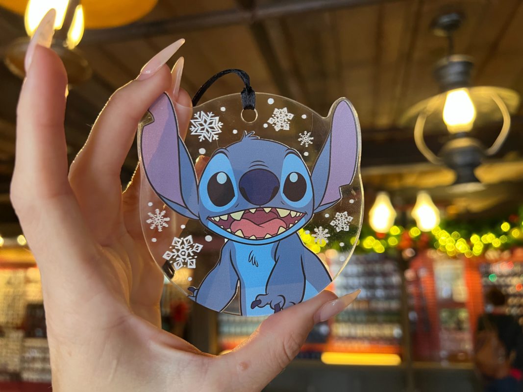 PHOTO REPORT: Magic Kingdom 11/16/22 (Golden Tapstiles, POP! Century Holiday Decor, Space Mountain, & More) 19 Magic Kingdom Photo Report 111622 9