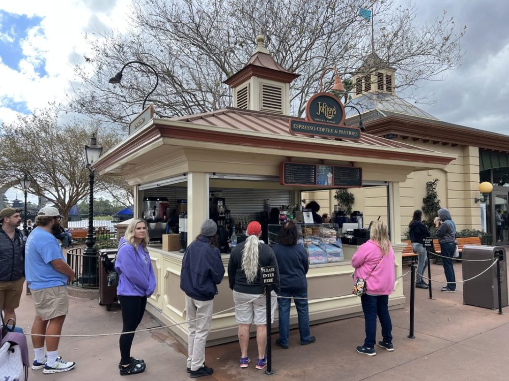 A wide shot of the Joffrey's Coffee kiosk near Disney Traders.