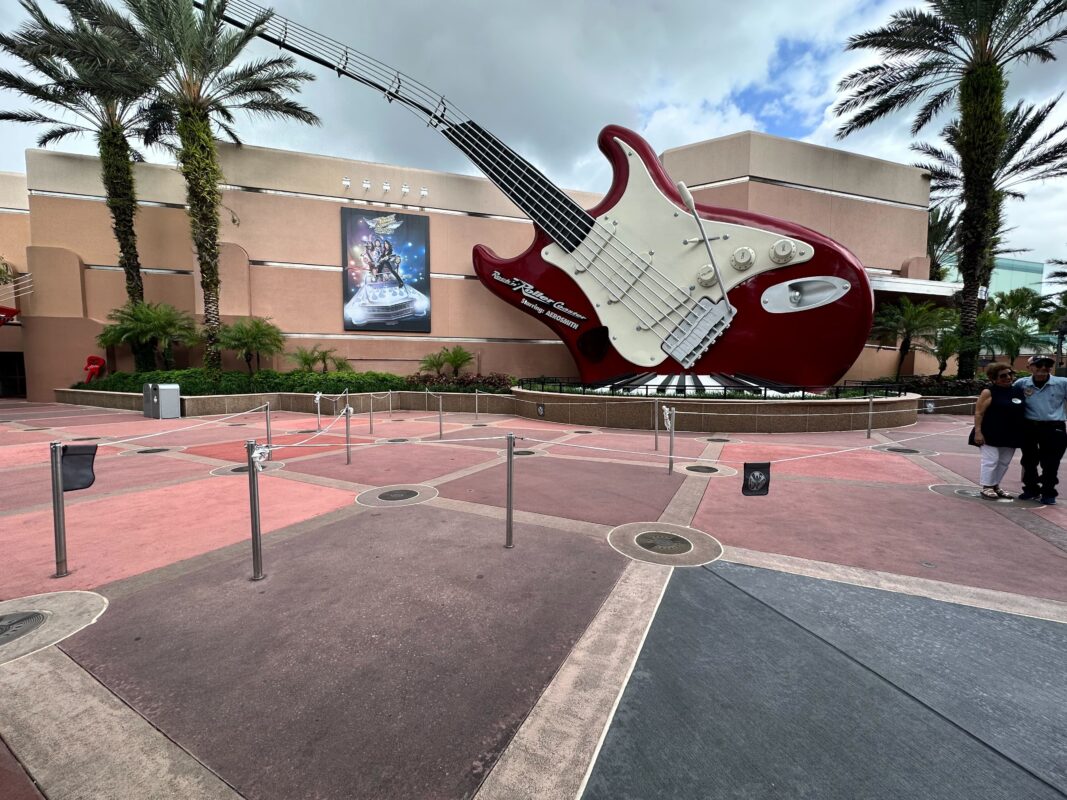 Rock 'n' Roller Coaster