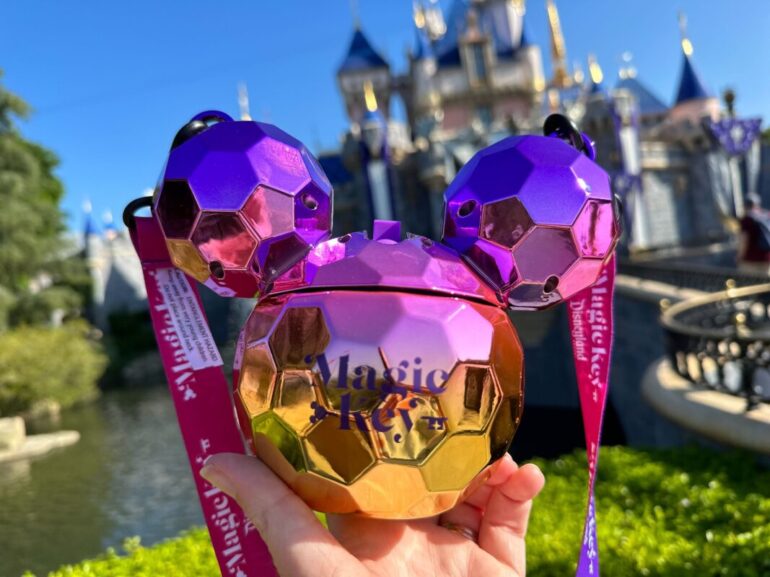 New Magic Key Holder Exclusive Mirrored MickeyShaped Sipper Available