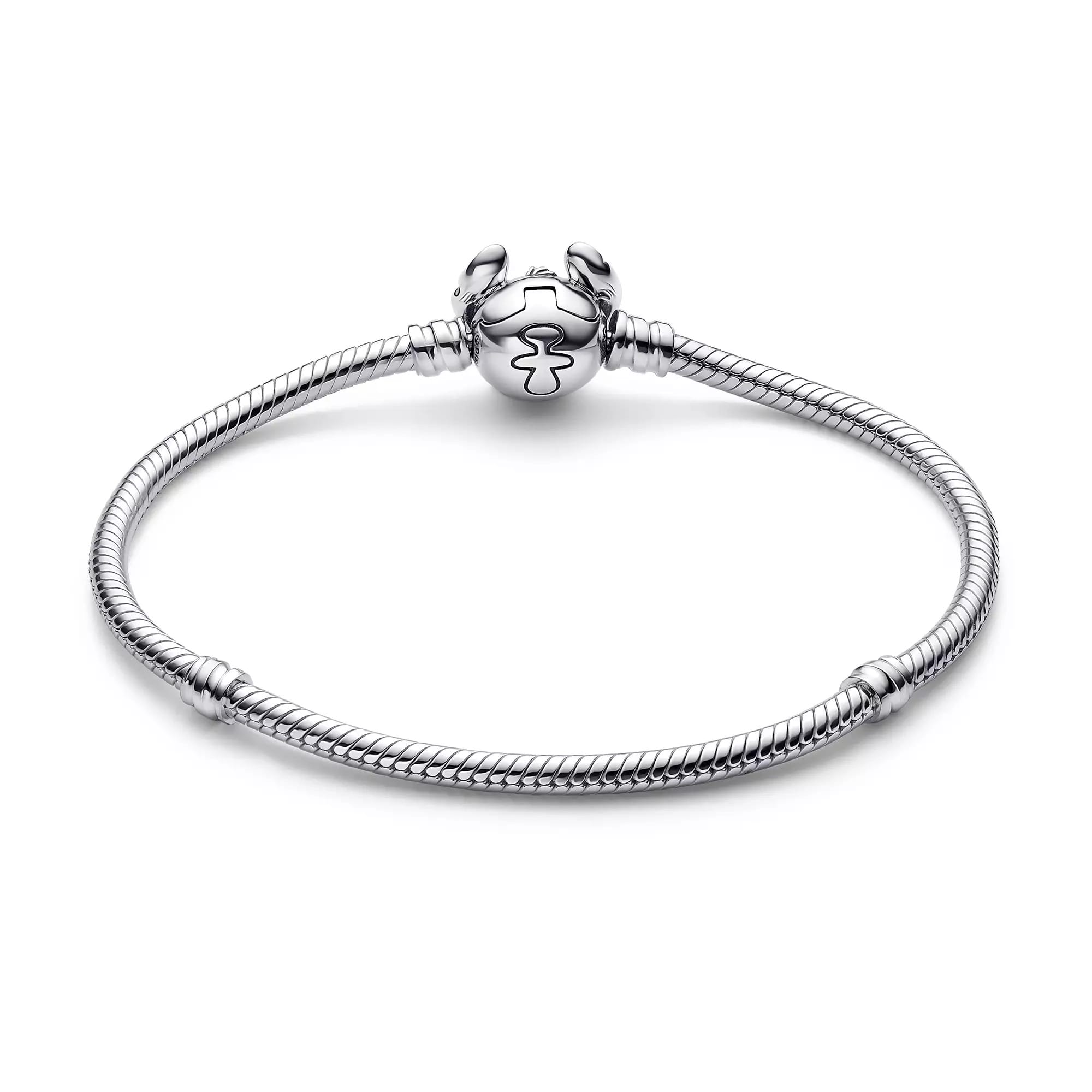 Silver snake chain bracelet from the Pandora Jewelry Stitch Collection with a bunny silhouette clasp.