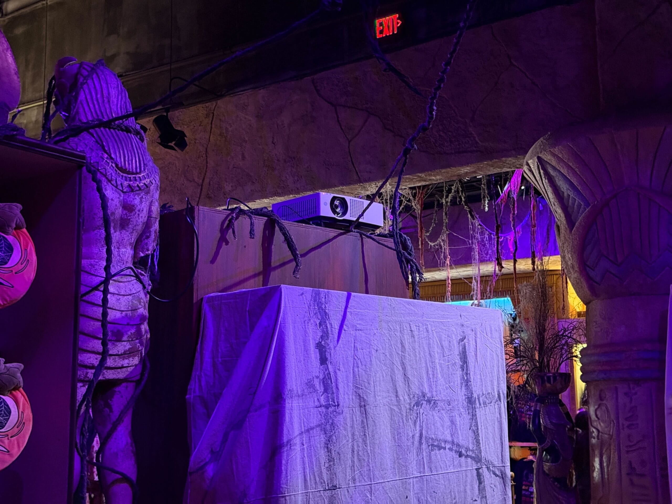 Lil Boo Arrives at Cabana Bay Beach Resort, More Halloween Horror