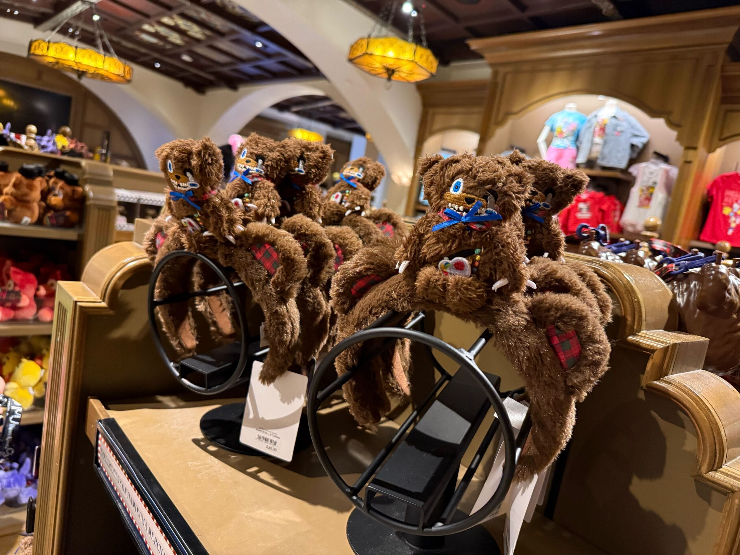 くま　テディベア　Universal Studios Hollywood HamiKuma Merchandise Arrives at Universal Studios Hollywood