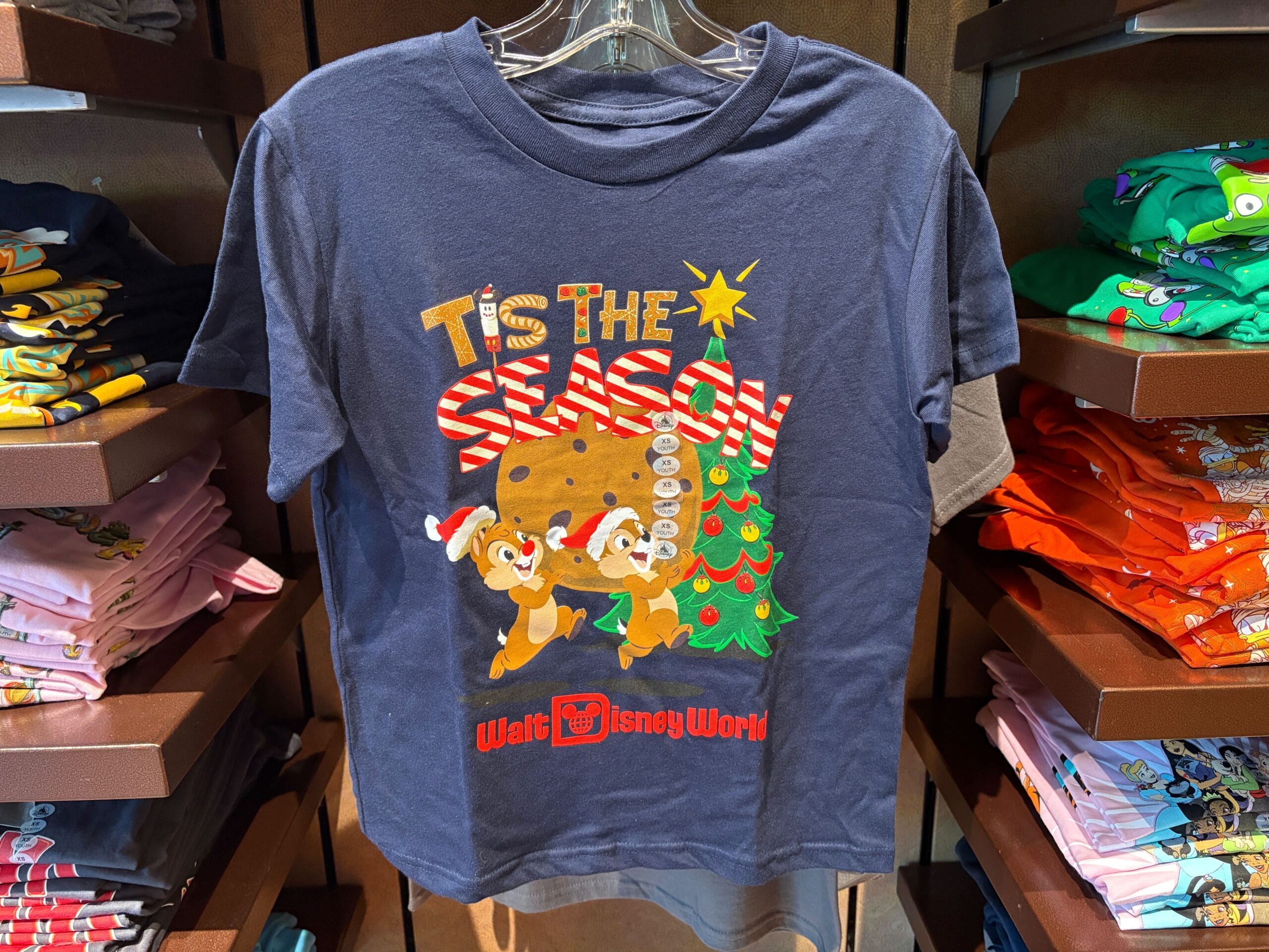 Navy blue T-shirt with Chip and Dale in Santa hats, a Christmas tree, and "Tis the Season" at Walt Disney World.