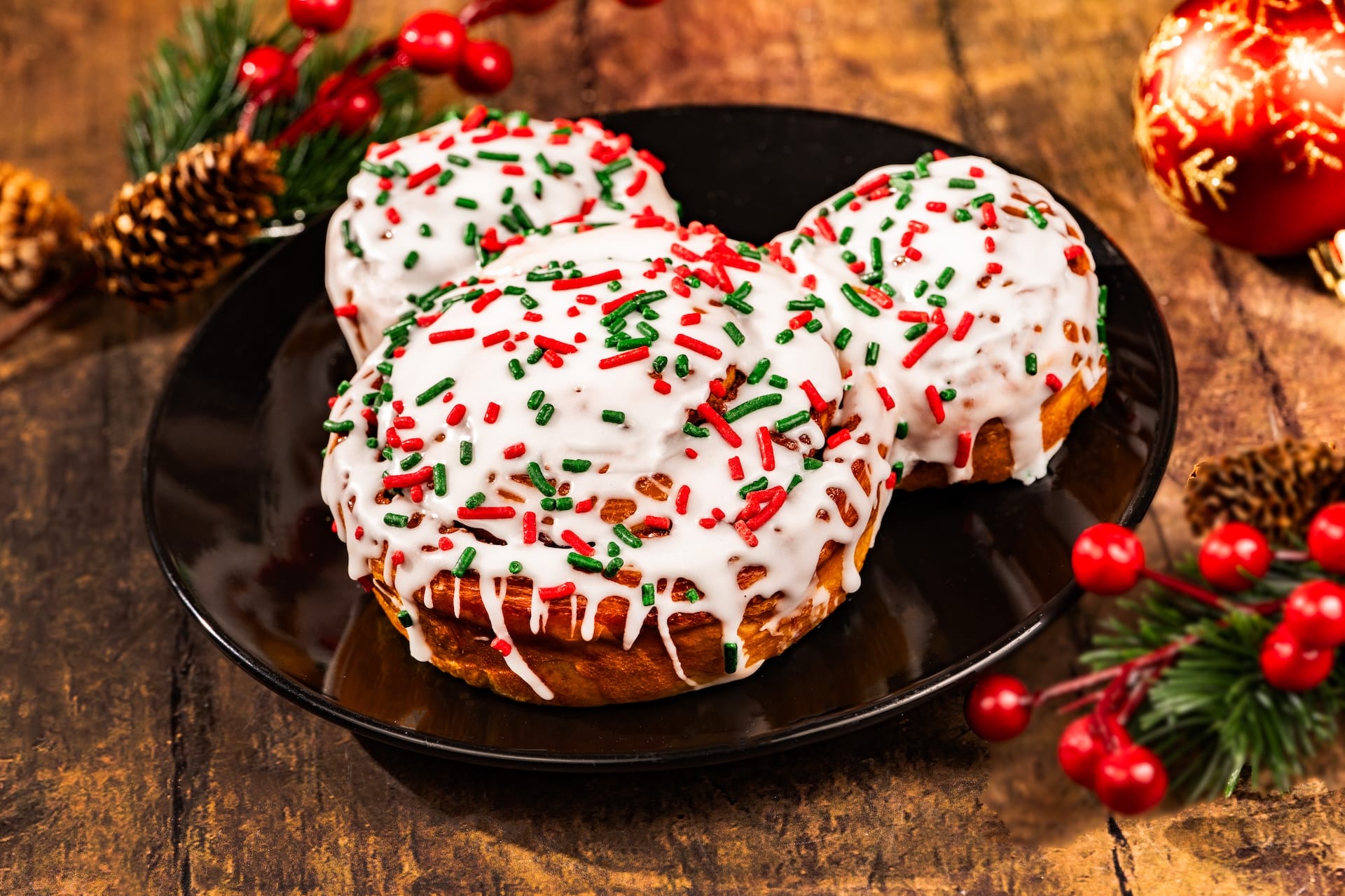 In Case You Missed It – Full List of Holiday & Mickey’s Very Merry Christmas Party 2025 Menu Items