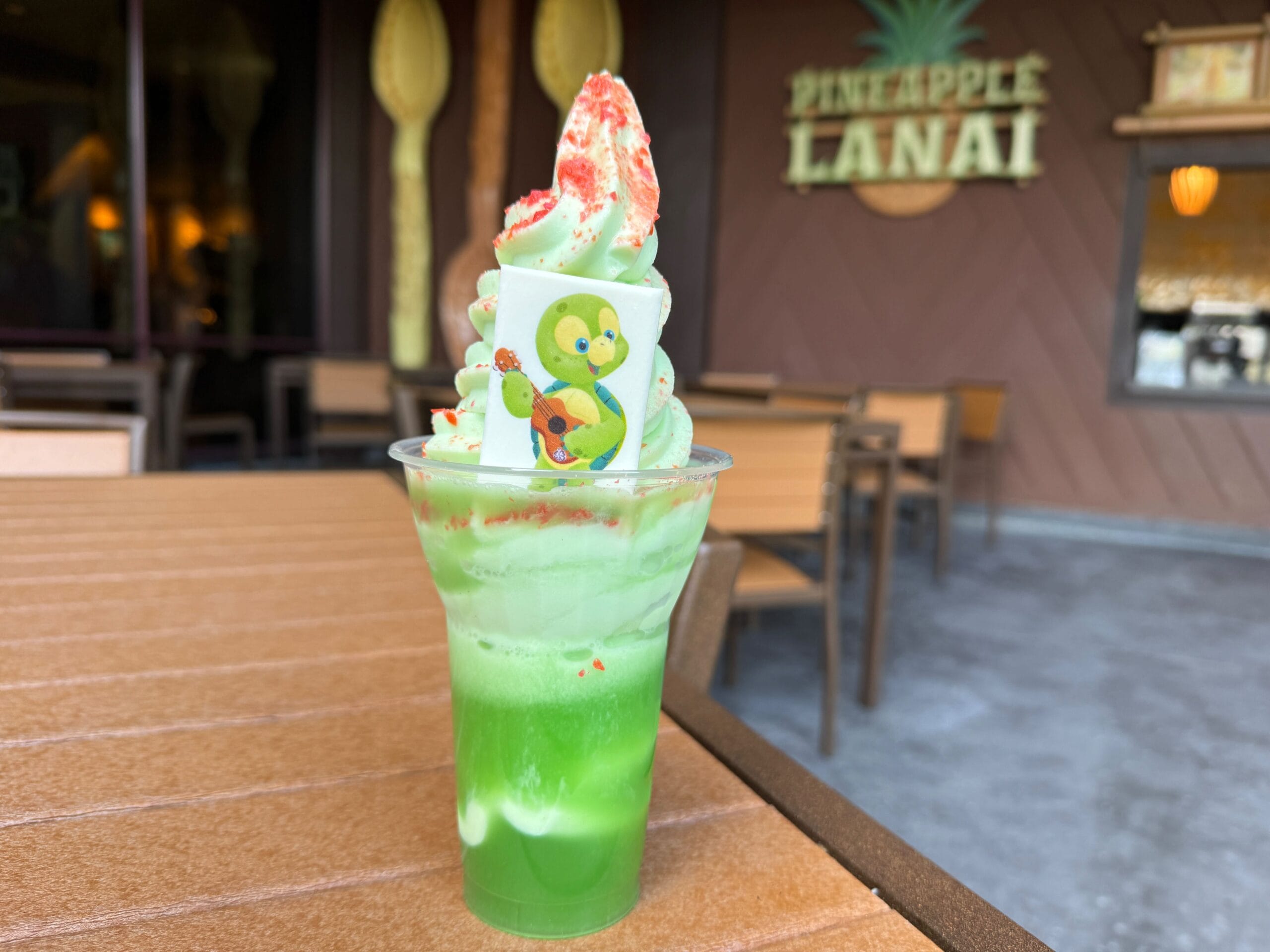 Mele Kalikimaka! Olu Mel Float is a Lime-Lovers Christmas Wish Come True