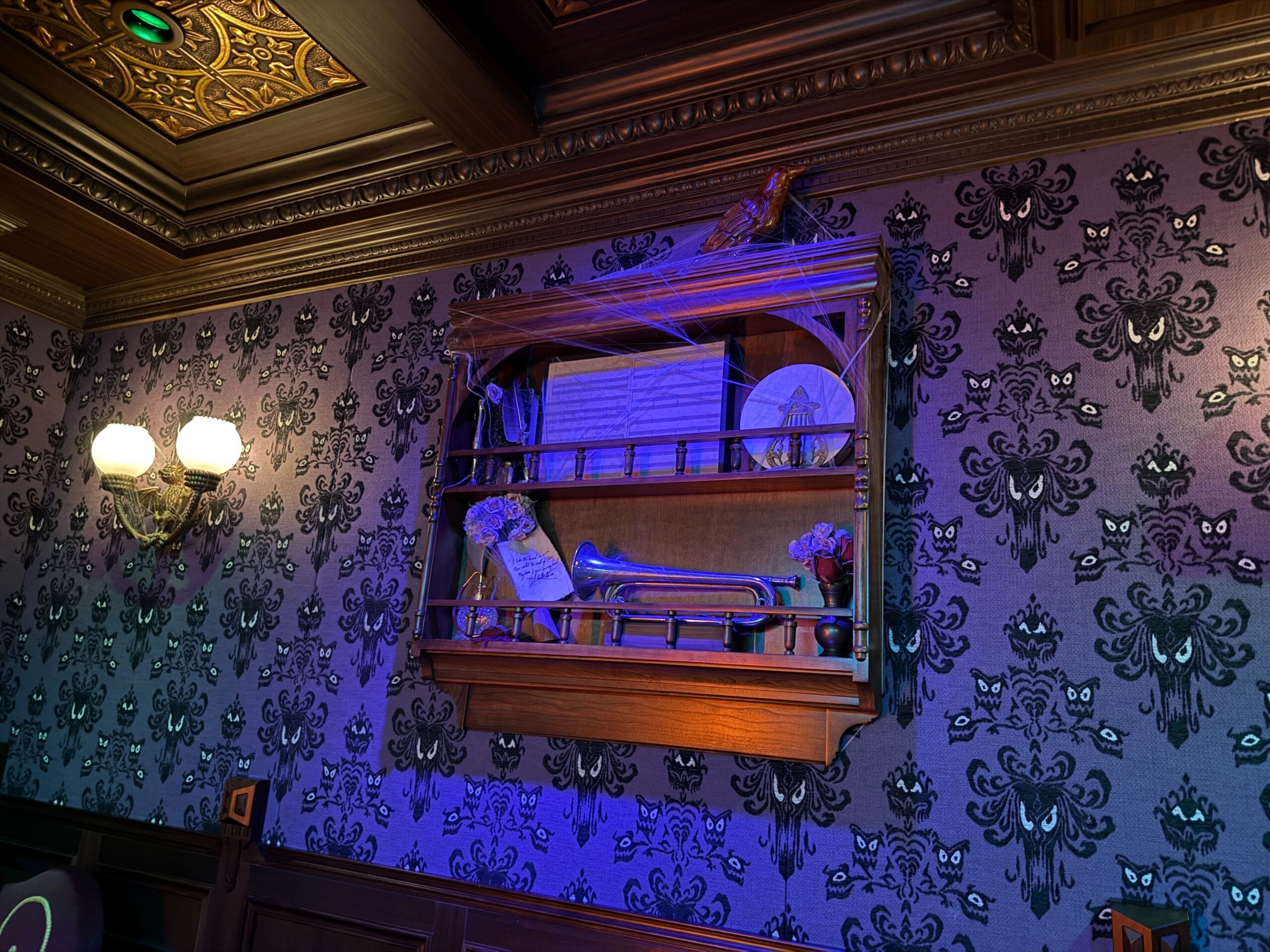Haunted Mansion Parlor Returns to Disney Cruise Line on the Disney Destiny