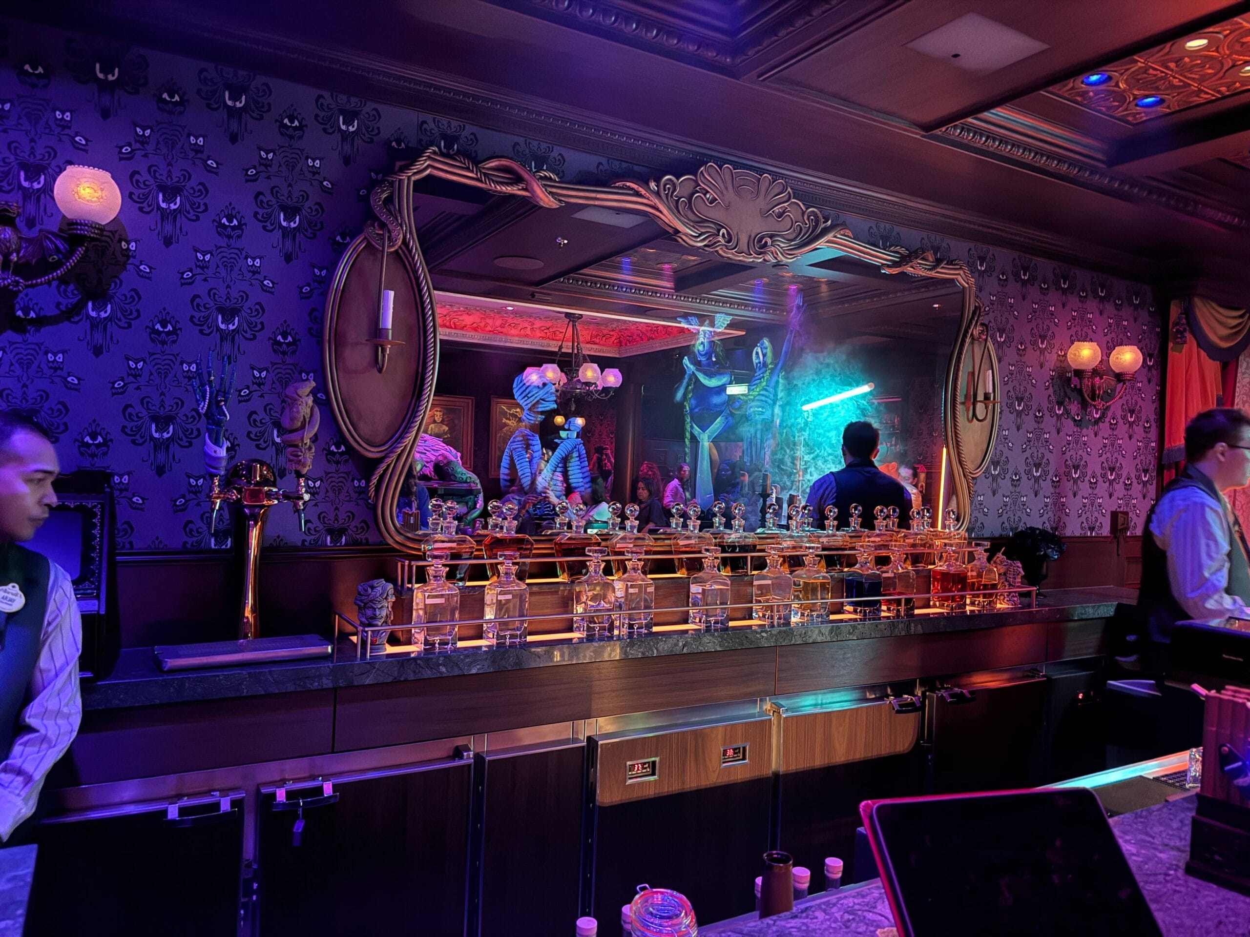 Haunted Mansion Parlor Returns to Disney Cruise Line on the Disney Destiny