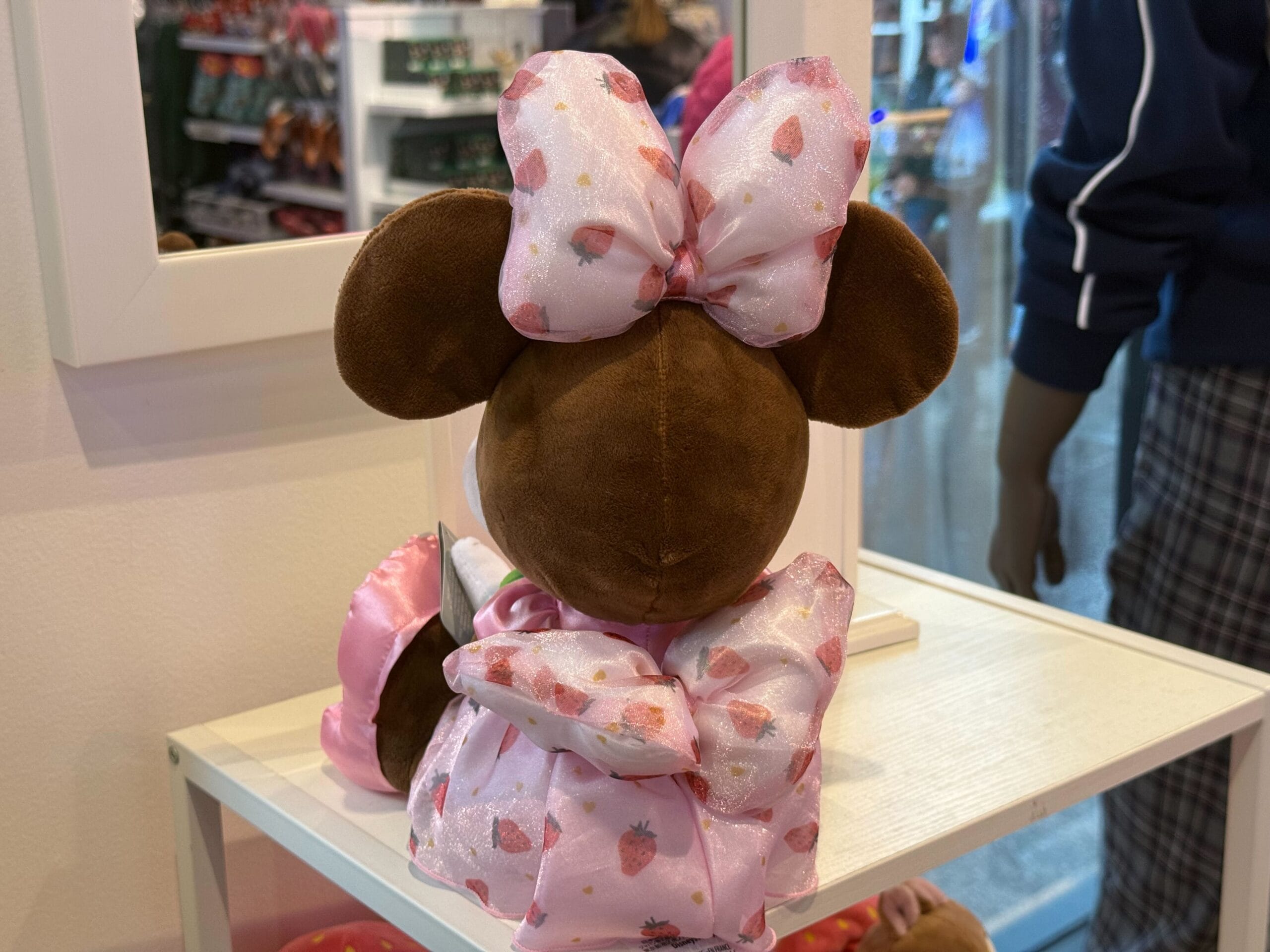 a picture of Minnie's strawberry plush back